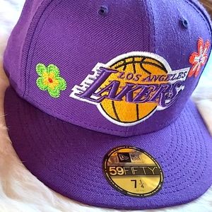 Lakers New Era 59Fifty Stich Womens Cap Size 7 1/4